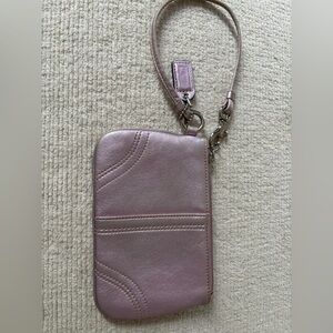 Coach Wristlet Pink